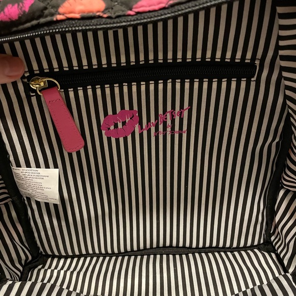 Betsey Johnson Quilted Backpack - Picture 5 of 12